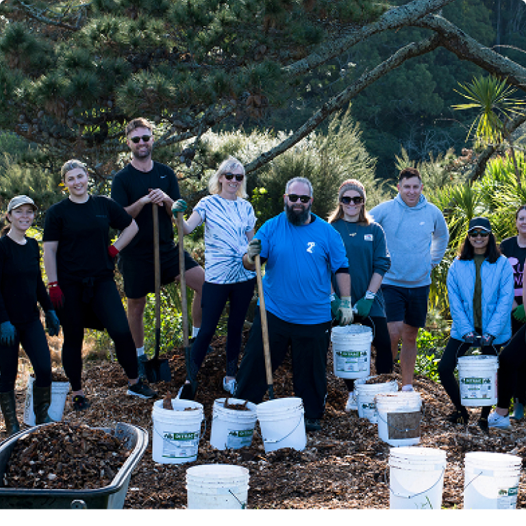 Photo of 2degrees workers going out and helping the community